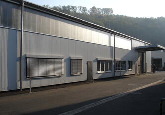 Prinz Optics GmbH - Halle für die Beschichtungsanlage von Außen